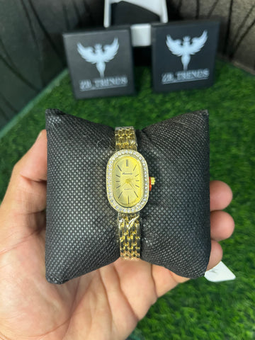 Quartz - Luxury Diamond Oval Ladies Watch – Elegant Quartz Bracelet Watch for Women